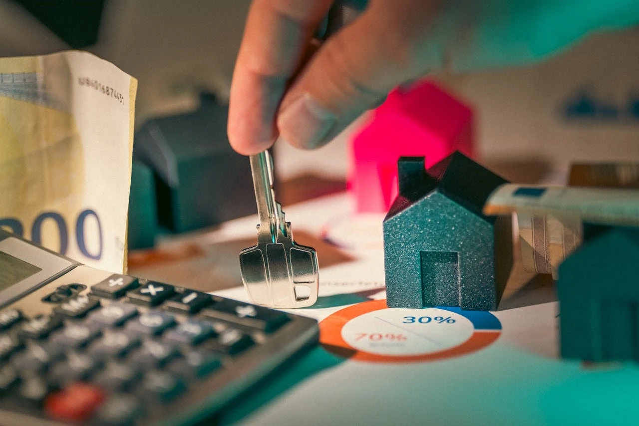 Common types of home ownership for canadian homebuyers